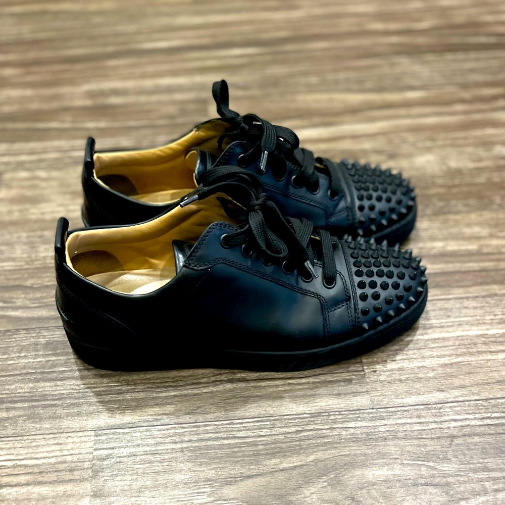 Christian Louboutin Junior Spikes Size 40.5 (US 7.5)
